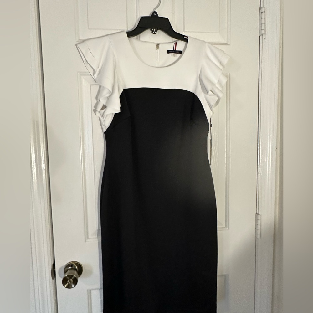 TOMMY HILFIGER
Women's Ruffle-Sleeve Sheath Dress NWT